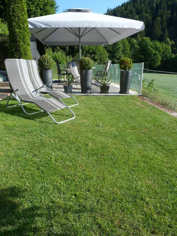 Ferienhaus Bluemel Inkl. Freier Strandbadeintritt Фельден-ам-Вёртер-Зе Экстерьер фото