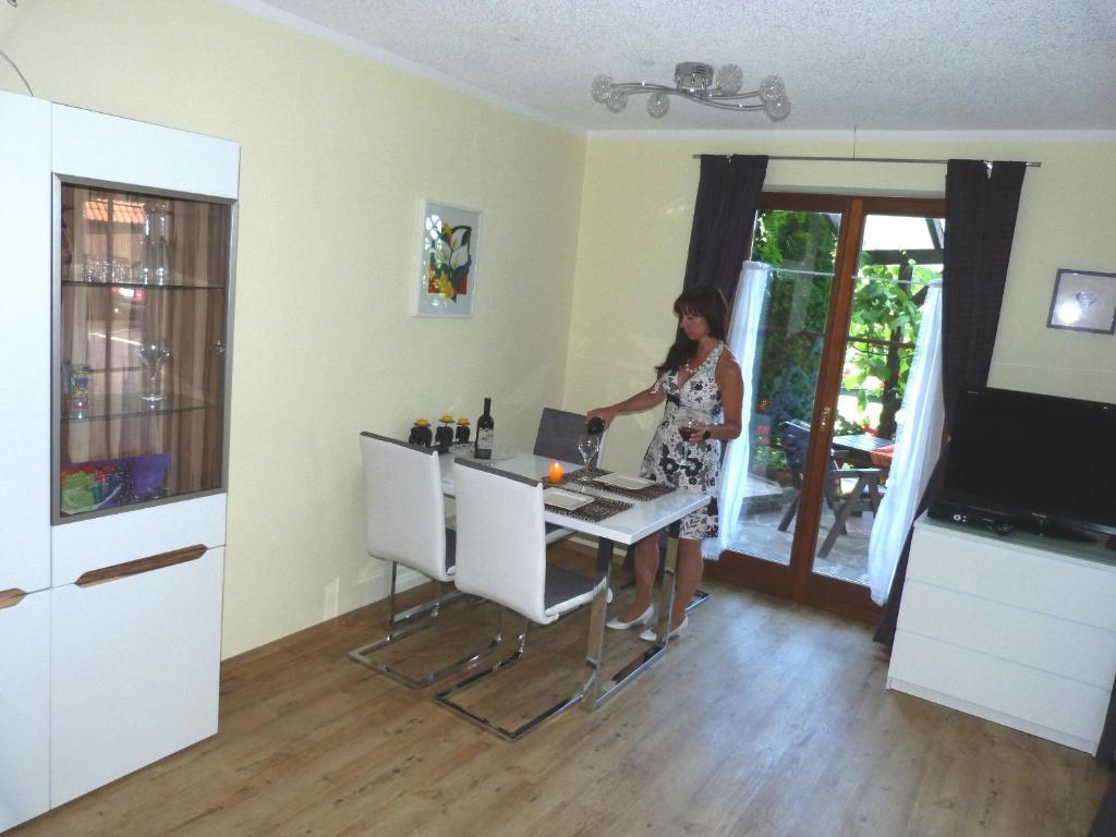 Ferienhaus Bluemel Inkl. Freier Strandbadeintritt Фельден-ам-Вёртер-Зе Номер фото